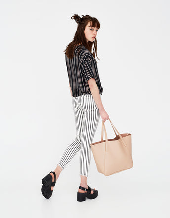 Striped shirt with knot