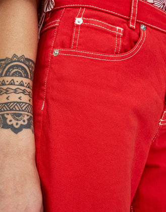 Red trousers with seams