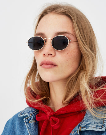Oval sunglasses
