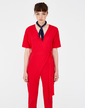 Long jumpsuit neckline