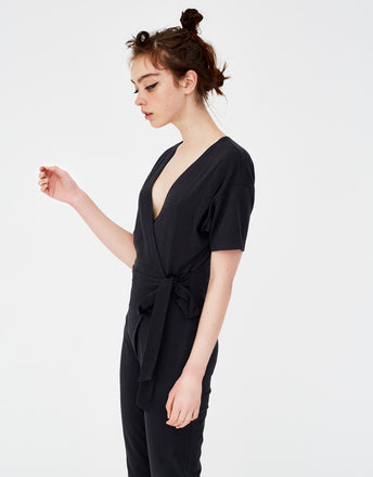 Long jumpsuit neckline