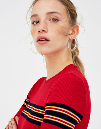 Dress with stripes on the chest